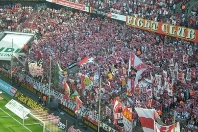 Jubel beim 1. FC Köln: Die Geißböcke siegten zum Auftakt in Bochum