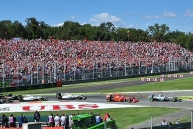 Hamilton feiert klaren Sieg in Monza - Vettel chancenlos