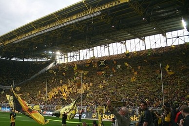 Die gelbe Wand im Signal-Iduna-Park: Die BVB-Fans hoffen auf einen Sieg der Schwarz-Gelben