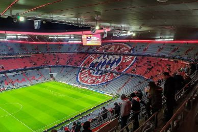 FC Bayern zerlegt RB Salzburg - FC Liverpool weiter gegen Inter