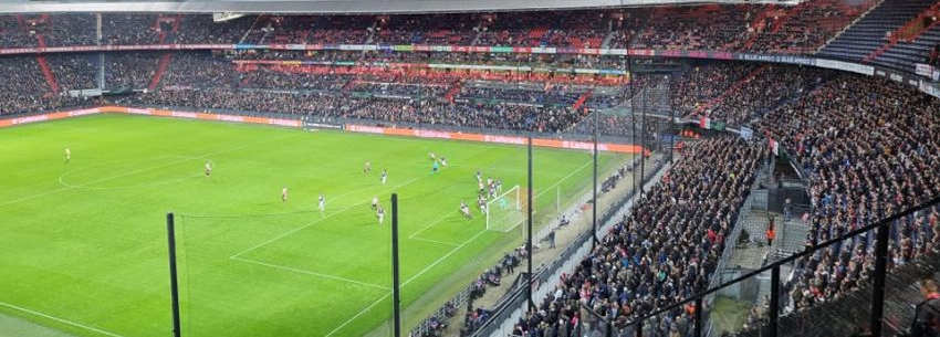 Feyenoord mit Sieg über Marseille - AS Rom Remis gegen Leicester