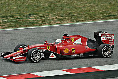 Vettel mit Ferrari in Schwierigkeiten