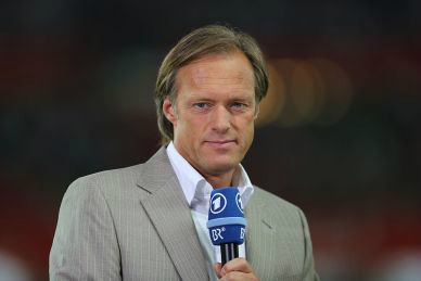 Gerjhard Delling Fußballkommentator im Porträt