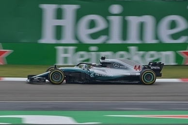 Souveräner Sieg für Weltmeister Lewis Hamilton beim Saisonfinale in Abu Dhabi