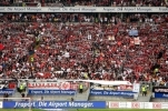 Die Eintracht-Fans können feiern: Frankfurt gewinnt auch das 3. EL-Spiel